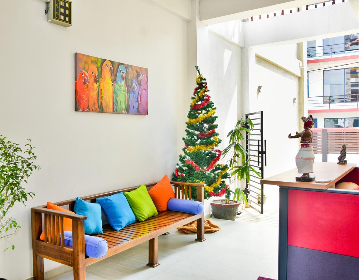 Rominrich Hotel Hikkaduwa Buitenkant foto