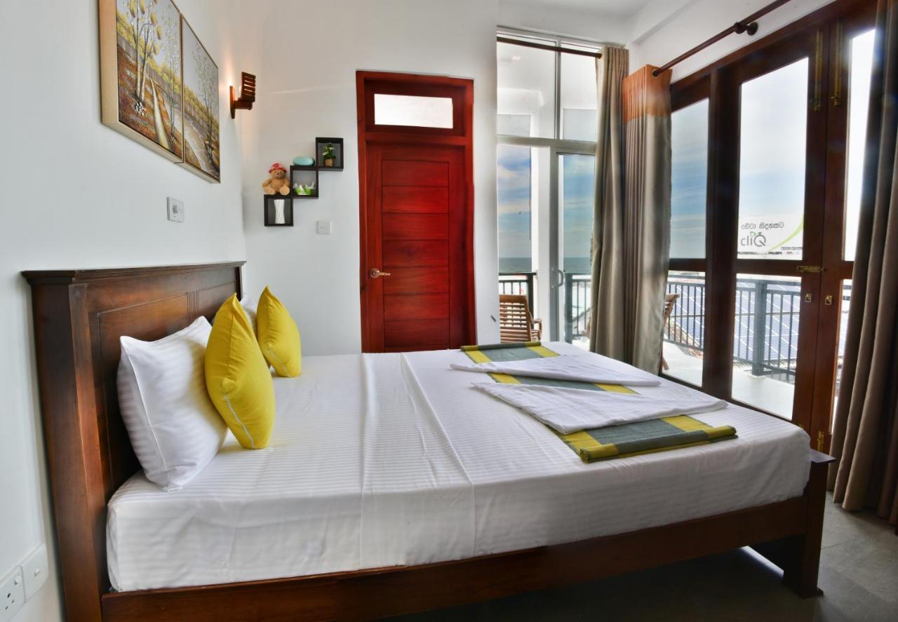 Rominrich Hotel Hikkaduwa Buitenkant foto